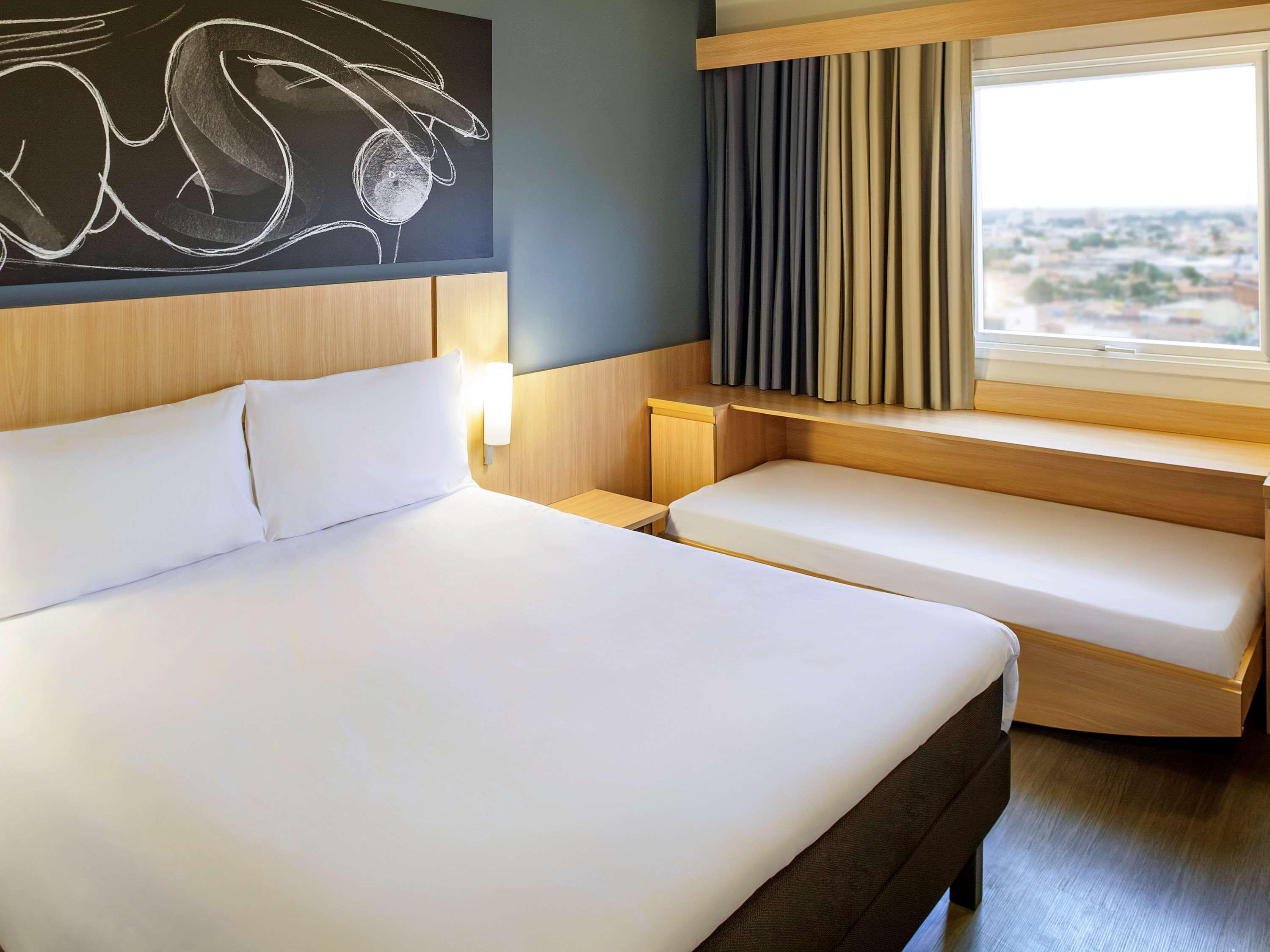 ホテル Ibis インペラトリズ エクステリア 写真