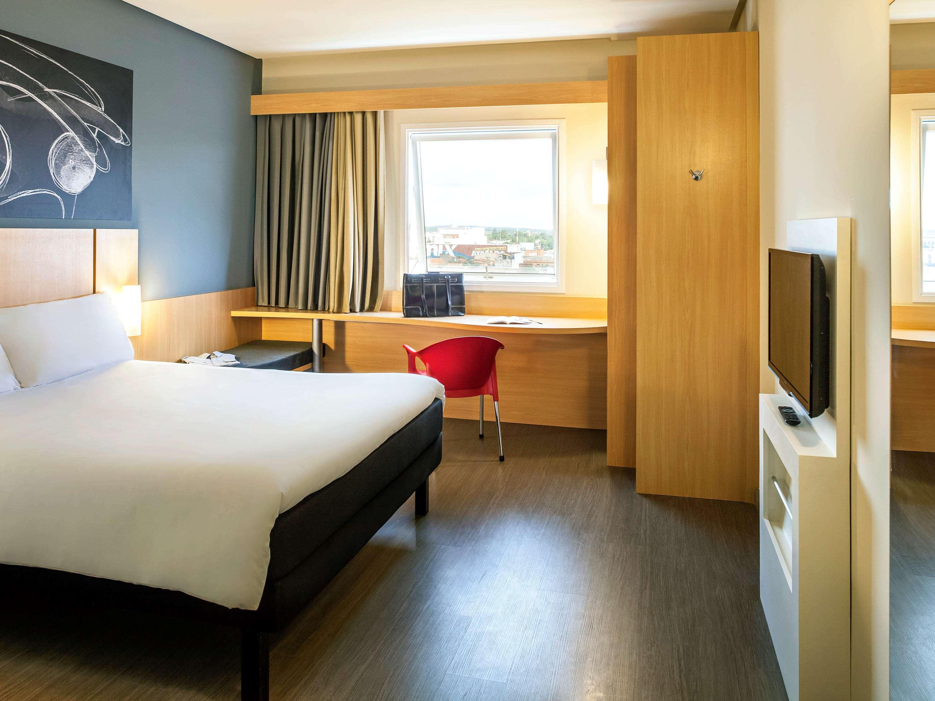 ホテル Ibis インペラトリズ エクステリア 写真